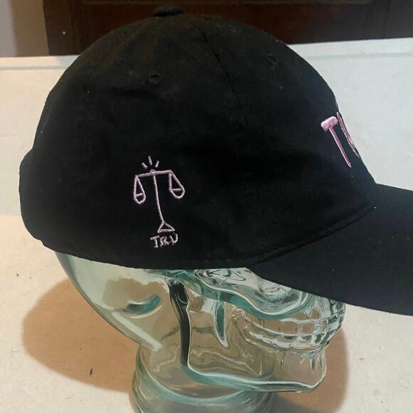 2 Chainz Black Pink Letter Trap Music Hat - Picture 4 of 6